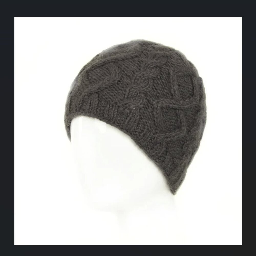 Fleece lined 100% wool beanie hat | Made in Nepal